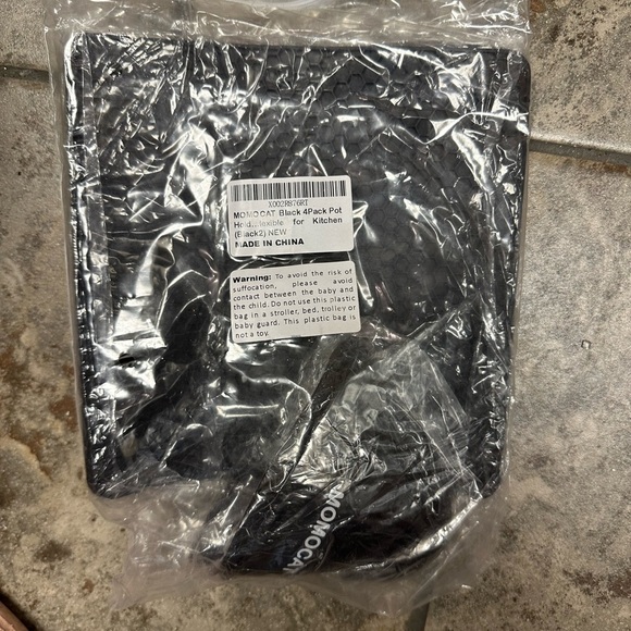 MOMOCAT 4Pack Pot Holders and Silicone Mini Oven Mitts Set Resistant Oven Gloves - Picture 7 of 8